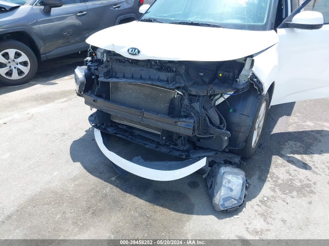 KIA SOUL S 2021 KNDJ23AUXM7138420 Image 6