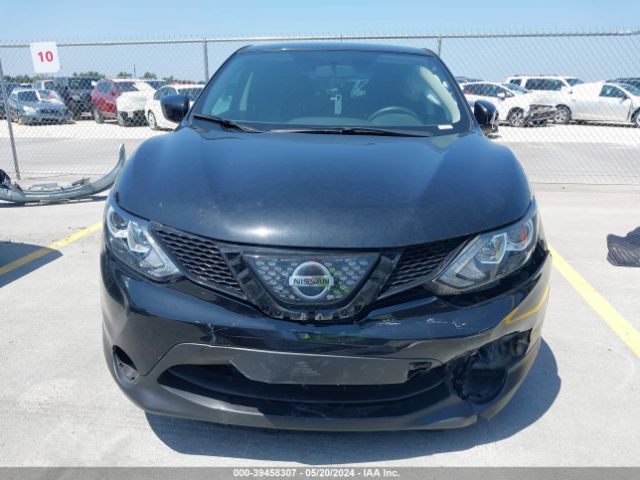 JN1BJ1CP7JW185928 Nissan Rogue Sport S