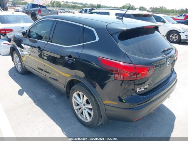 JN1BJ1CP7JW185928 Nissan Rogue Sport S