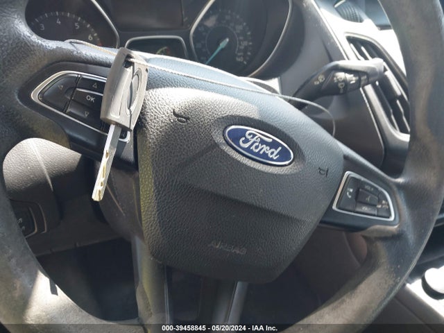 Ford FOCUS S 2018 1FADP3E23JL249200 Image 11