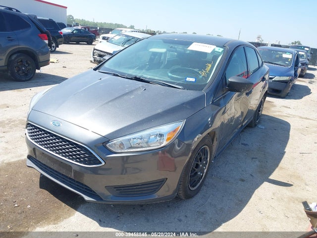 Ford FOCUS S 2018 1FADP3E23JL249200 Image 2