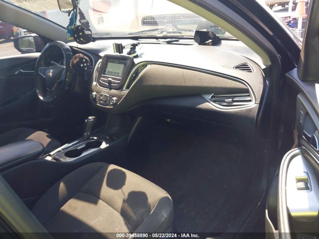 Chevrolet Malibu 1fl 2018 1G1ZC5ST8JF209741 Image 5