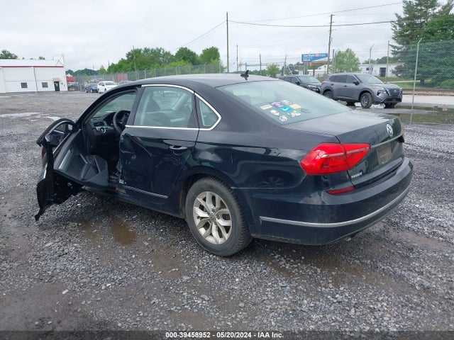 Volkswagen Passat 1.8t S 2016 1VWAT7A34GC007875 Image 3