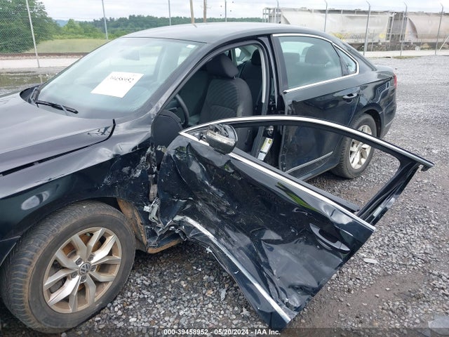 Volkswagen Passat 1.8t S 2016 1VWAT7A34GC007875 Image 6