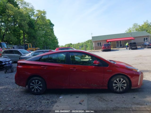 JTDL9MFU3M3030571 Toyota Prius Le Awd-e