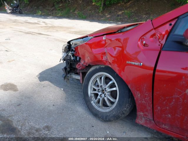 JTDL9MFU3M3030571 Toyota Prius Le Awd-e