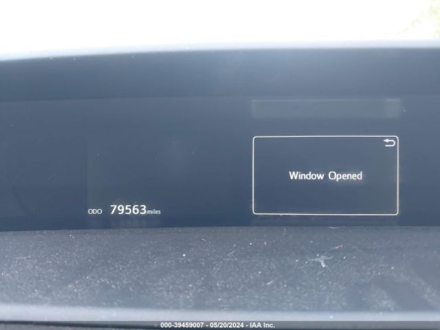 JTDL9MFU3M3030571 Toyota Prius Le Awd-e