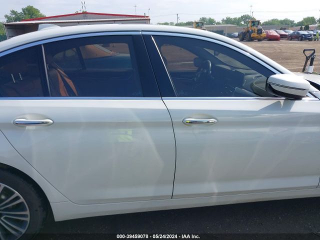 WBAJA7C3XHG906608 BMW 530i Xdrive
