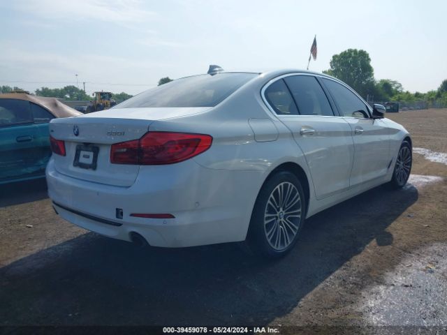 WBAJA7C3XHG906608 BMW 530i Xdrive