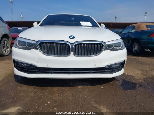 WBAJA7C3XHG906608 BMW 530i Xdrive