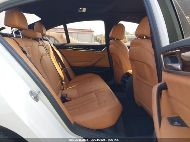 WBAJA7C3XHG906608 BMW 530i Xdrive