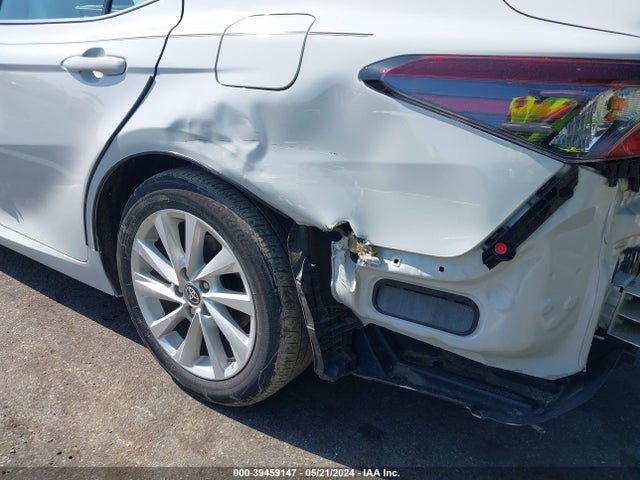 Toyota CAMRY LE 2022 4T1C11AK6NU074809 Image 19