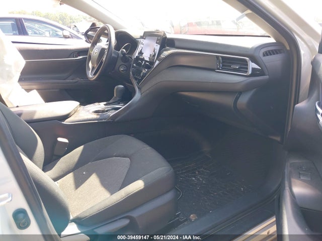 Toyota CAMRY LE 2022 4T1C11AK6NU074809 Image 5