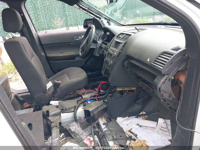 Ford Police Interceptor Utility 2018 1FM5K8AR6JGB19218 Image 5