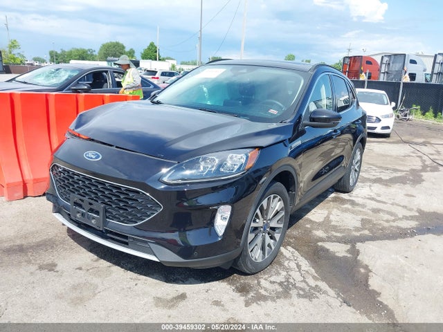 Ford Escape Titanium 2020 1FMCU9J94LUC67931 Image 2