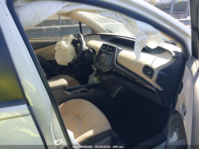 Toyota Prius Two Eco 2016 JTDKARFU1G3009304 Image 5