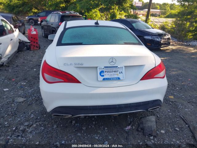 WDDSJ4EB5HN444096 Mercedes-Benz CLA 250