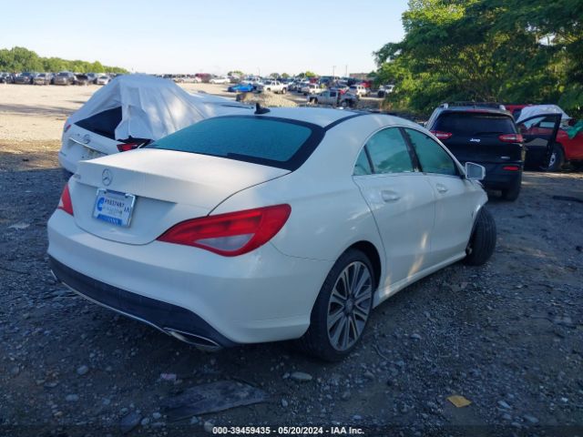 WDDSJ4EB5HN444096 Mercedes-Benz CLA 250