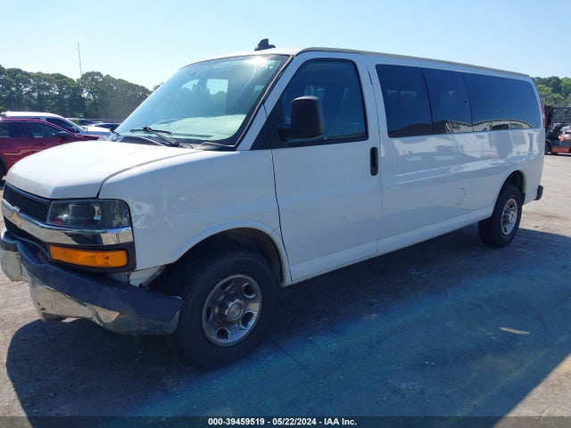 Chevrolet Express 3500 Lt 2018 1GAZGPFG2J1332171 Image 2