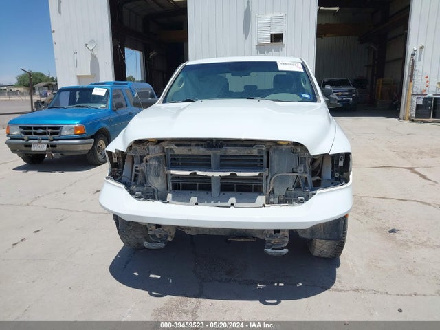 1C6RR7ST9KS553144 RAM 1500 Classic Tradesman  4x4 6'4 Box