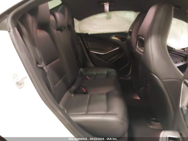 WDDSJ4EB7EN156589 Mercedes-Benz CLA 250