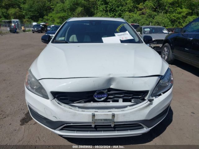 YV440MWKXH1026528 Volvo V60 Cross Country T5