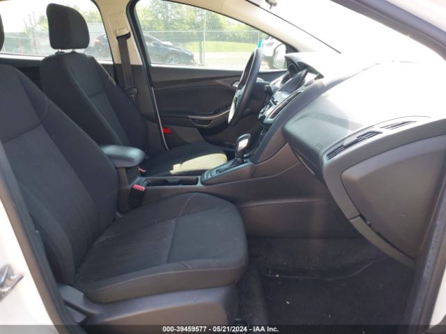 1FADP3H24HL209326 Ford FOCUS SEL
