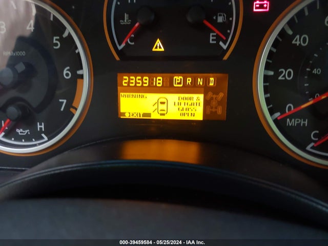 Nissan ARMADA SV 2014 5N1BA0ND1EN604387 Image 16