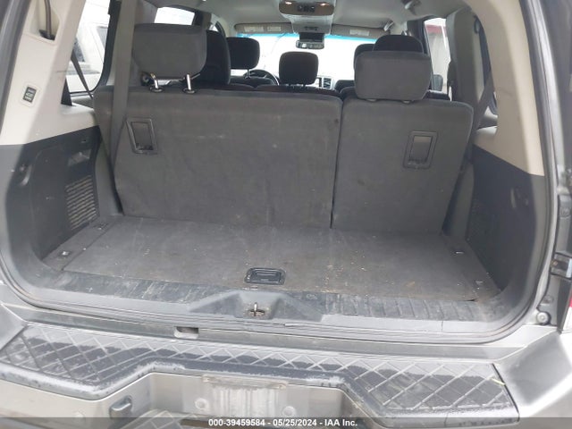 Nissan ARMADA SV 2014 5N1BA0ND1EN604387 Image 12