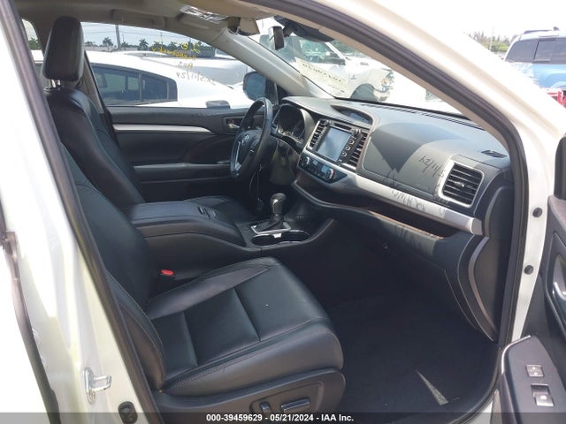 Toyota Highlander Xle 2017 5TDKZRFH0HS202460 Image 5