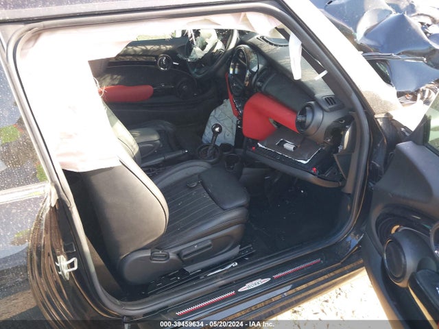 2018 MINI HARDTOP WMWXM9C54J2F66229 Photo 4
