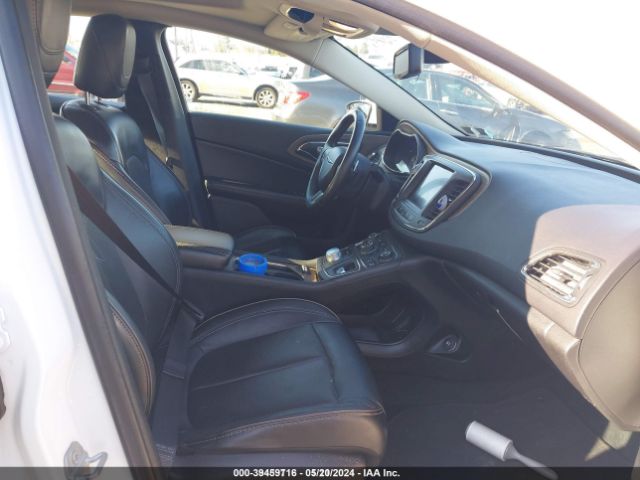 1C3CCCEG0FN589529 Chrysler 200 C