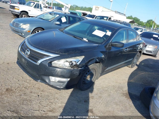 Nissan Altima 2.5 S 2015 1N4AL3AP8FC108825 Image 2