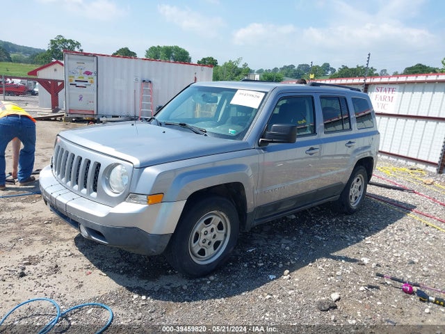 1C4NJPBB6HD120173 Jeep Patriot Sport Fwd
