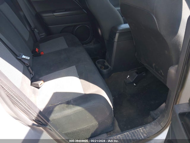 1C4NJPBB6HD120173 Jeep Patriot Sport Fwd
