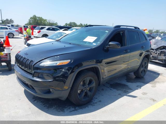 1C4PJMCB8GW225760 Jeep Cherokee Altitude