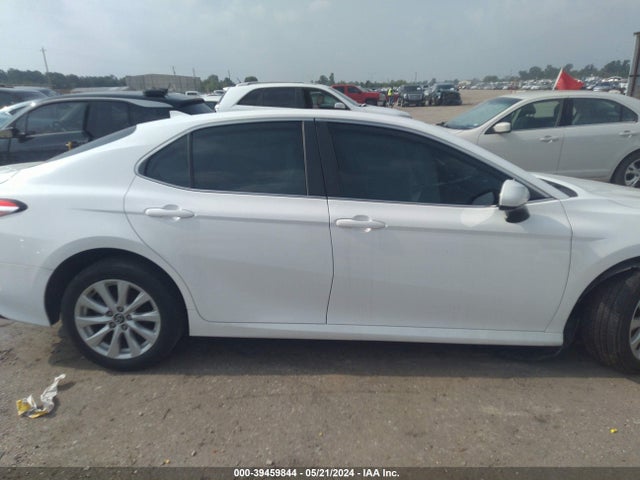 Toyota CAMRY LE 2020 4T1C11AK7LU920992 Image 14