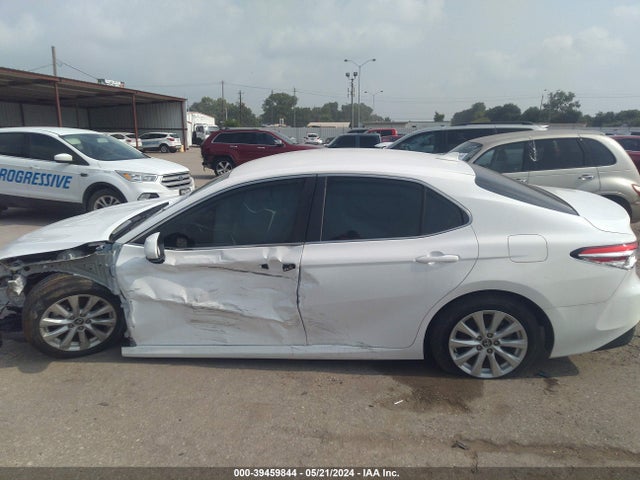 Toyota CAMRY LE 2020 4T1C11AK7LU920992 Image 15