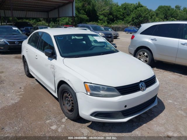 3VW2K7AJ2EM367521 auction archive image