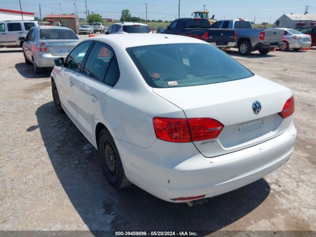 3VW2K7AJ2EM367521 Volkswagen Jetta 2.0l S