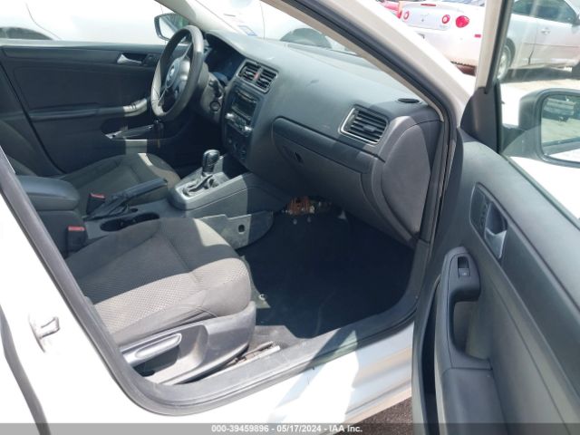 3VW2K7AJ2EM367521 Volkswagen Jetta 2.0l S