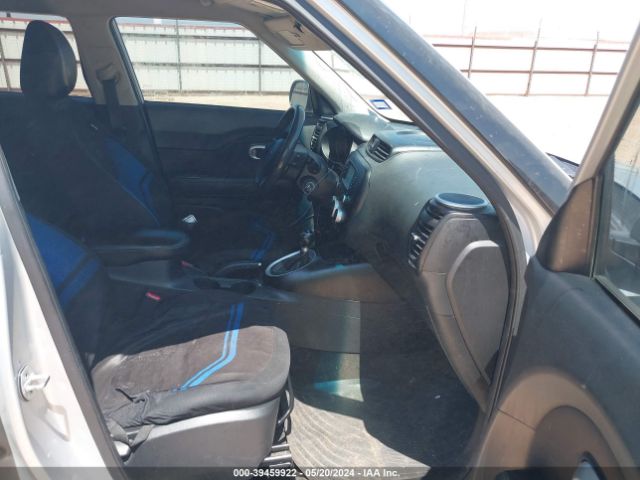 KNDJP3A50G7825937 KIA SOUL +