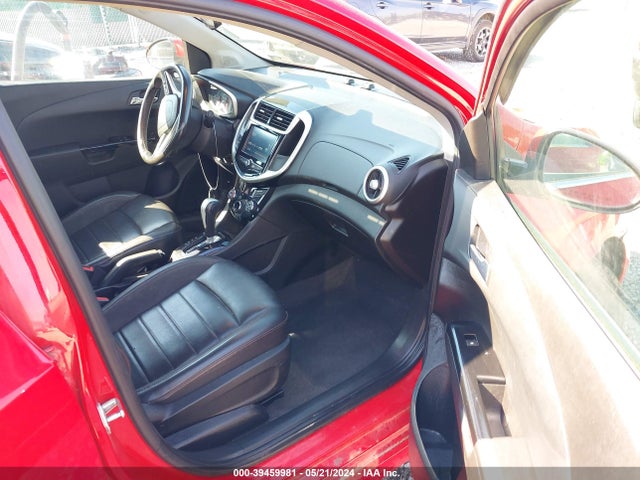 Chevrolet Sonic Premier Auto 2017 1G1JF6SB2H4137099 Image 5