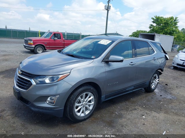 Chevrolet EQUINOX LT 2018 3GNAXSEV4JL117642 Image 2