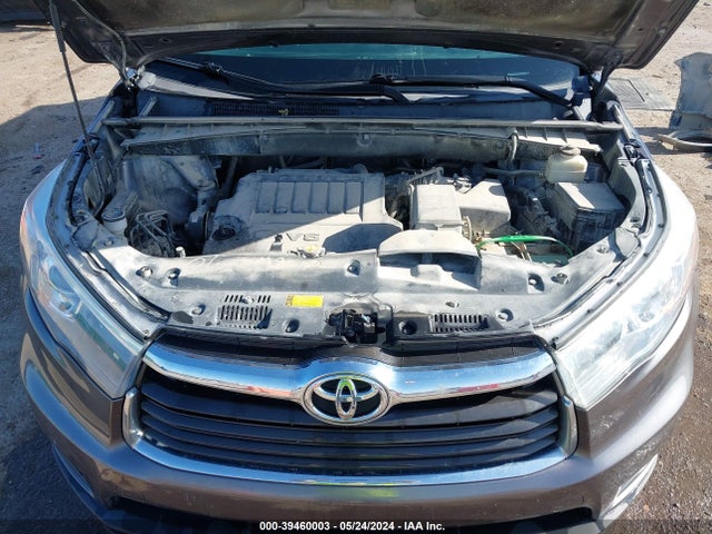 Toyota Highlander Le Plus V6 2015 5TDBKRFH5FS072760 Image 10