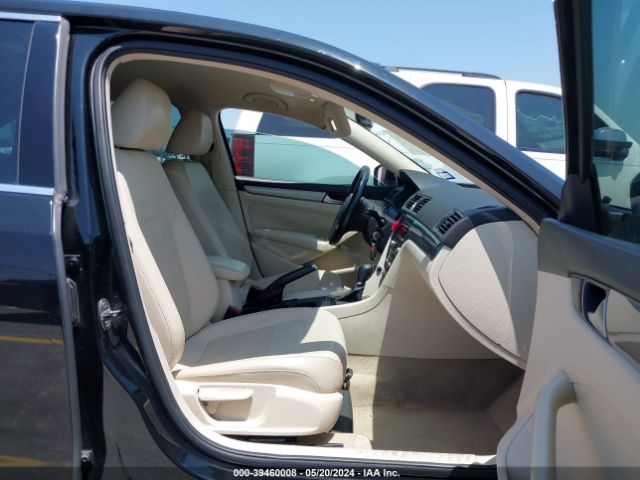 1VWAS7A33EC055304 Volkswagen Passat 1.8t Wolfsburg Edition
