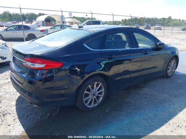 3FA6P0HD2HR392168 Ford FUSION SE