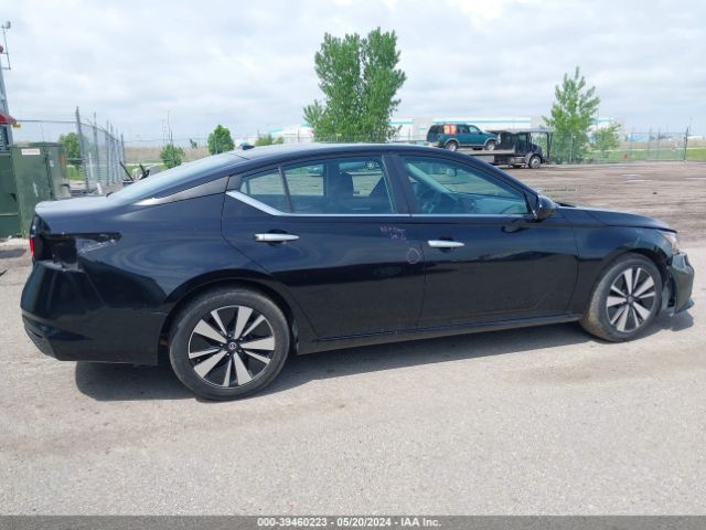 1N4BL4DV5NN318323 Nissan Altima Sv Fwd