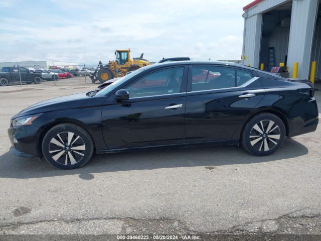 1N4BL4DV5NN318323 Nissan Altima Sv Fwd