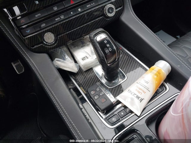 2019 JAGUAR F-PACE SADCZ2EE9KA606479 Photo 10